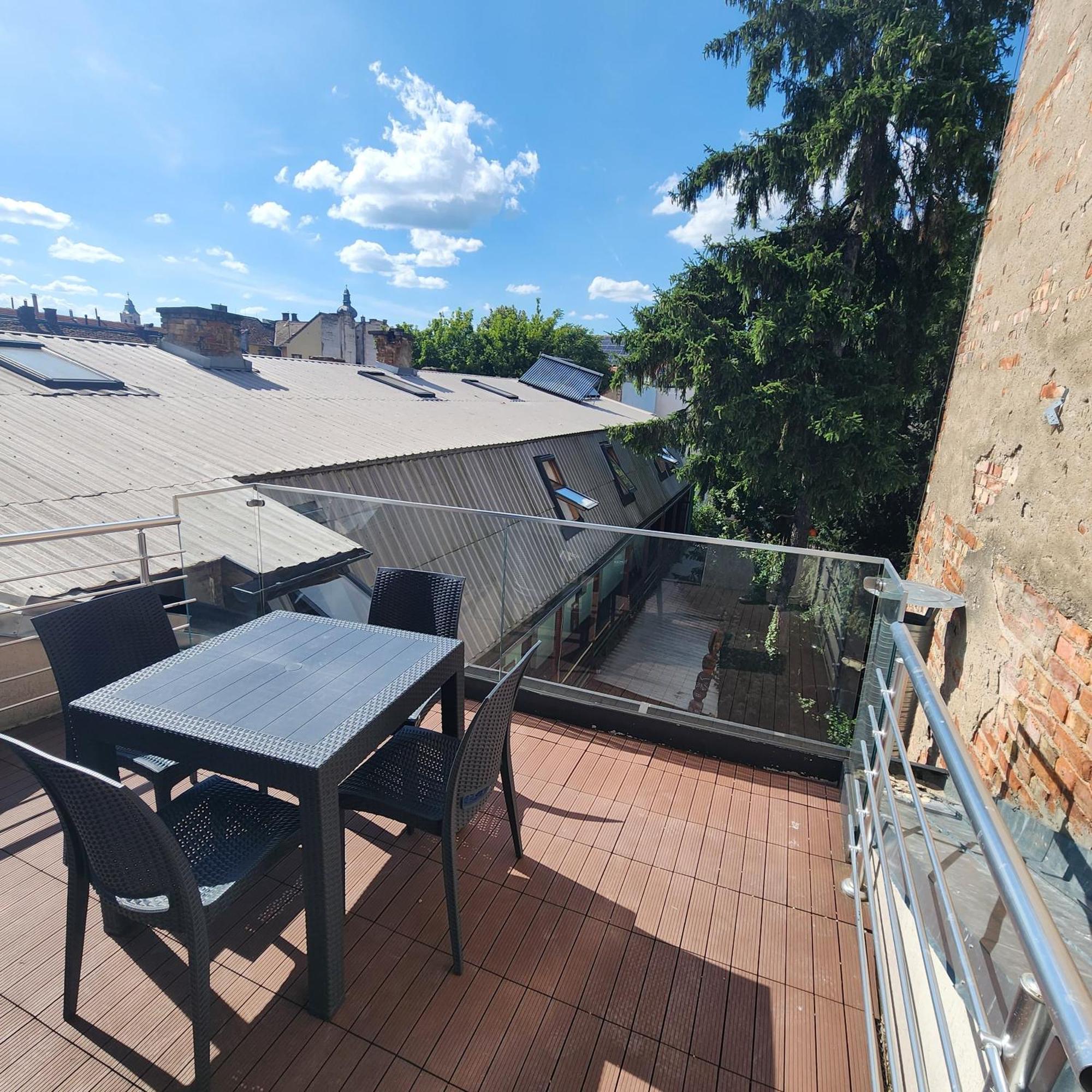 City Center Apartment -M Kolozsvár Kültér fotó